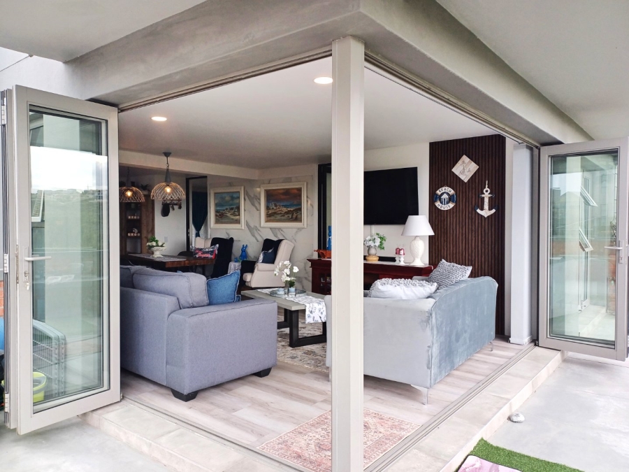 2 Bedroom Property for Sale in Island View Western Cape
